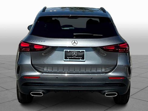 New 2026 Mercedes-Benz GLA 250 image 4