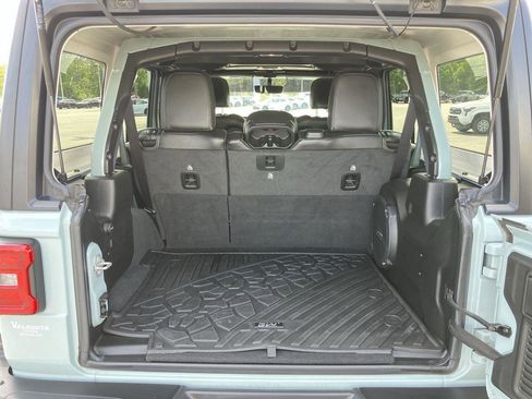 Used 2023 Jeep Wrangler Unlimited Rubicon w/ Steel Bumper Group AWD/4WD image 28