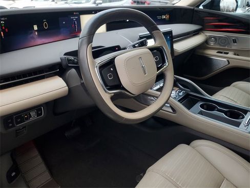 Certified 2024 Lincoln Nautilus Reserve w/ Equipment Group 203A image 20