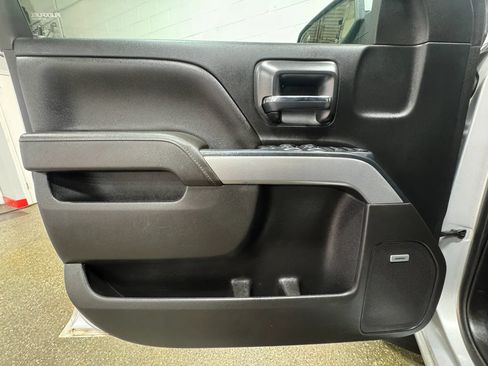 Used 2018 Chevrolet Silverado 1500 LT w/ All Star Edition AWD/4WD image 12