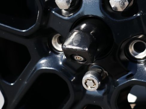 Used 2018 Jeep Wrangler Unlimited Sport S image 51