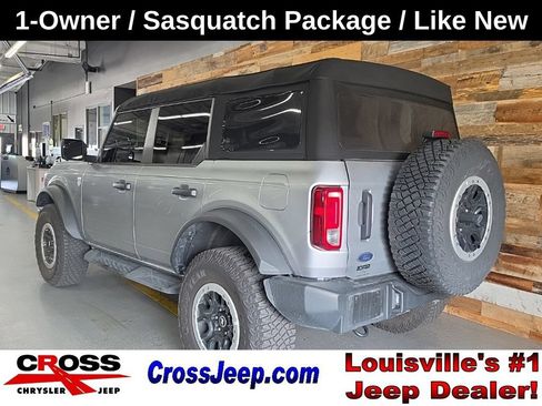 Used 2024 Ford Bronco Big Bend w/ Sasquatch Package AWD/4WD image 4