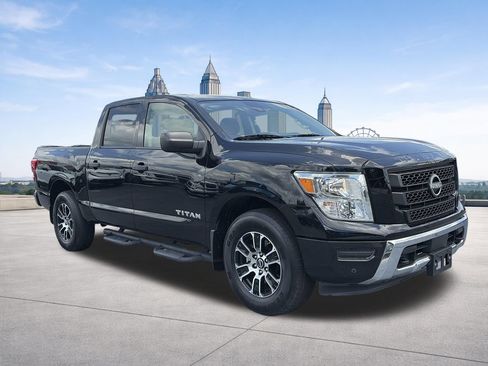 Certified 2024 Nissan Titan SV w/ SV Convenience Package AWD/4WD image 7