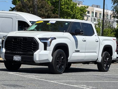 Used 2024 Toyota Tundra Limited w/ TRD Off-Road Package AWD/4WD image 9