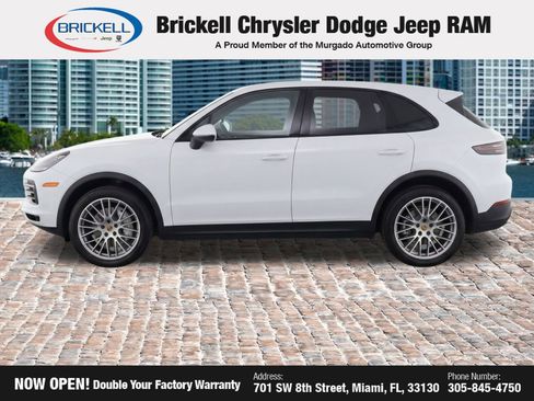 Used 2022 Porsche Cayenne Platinum Edition AWD/4WD image 6