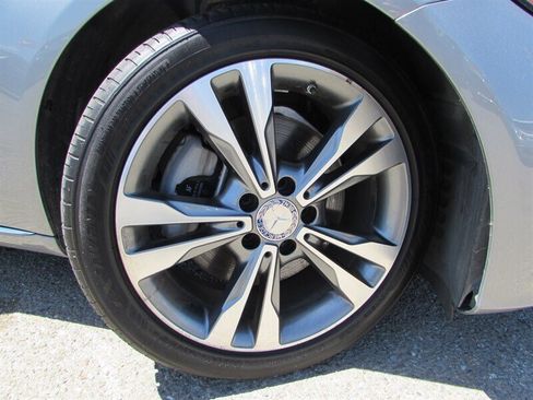 Used 2016 Mercedes-Benz C 300 Sedan image 27