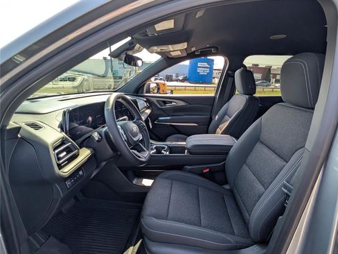 New 2026 Chevrolet Traverse LT w/ LPO, Floor Liner Package image 12