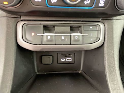 Used 2023 GMC Acadia AT4 w/ Technology Package image 19