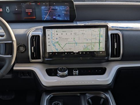 New 2026 Ford Expedition Max Active RWD image 23