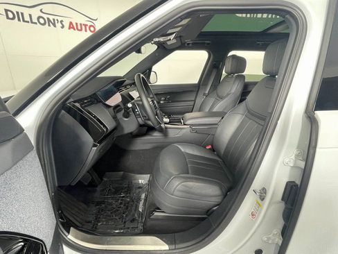 Used 2023 Land Rover Range Rover Sport SE image 14