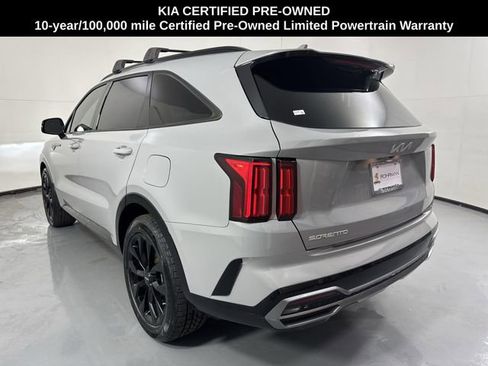 Certified 2023 Kia Sorento SX FWD image 31