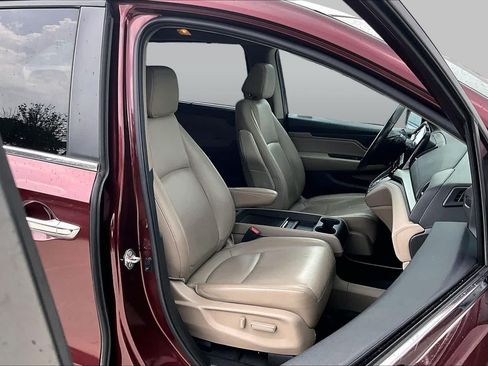 Used 2018 Honda Odyssey EX-L image 9