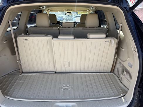 Used 2018 Toyota Highlander Plus image 6