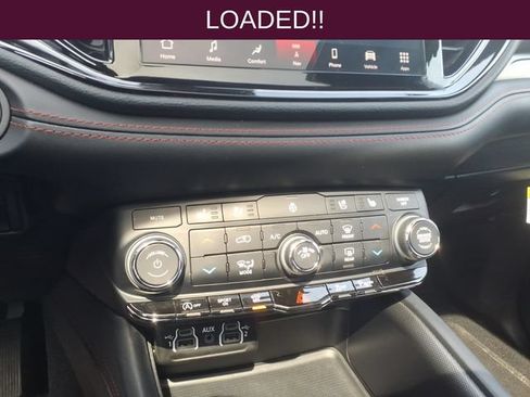 Used 2023 Dodge Durango GT AWD/4WD image 19