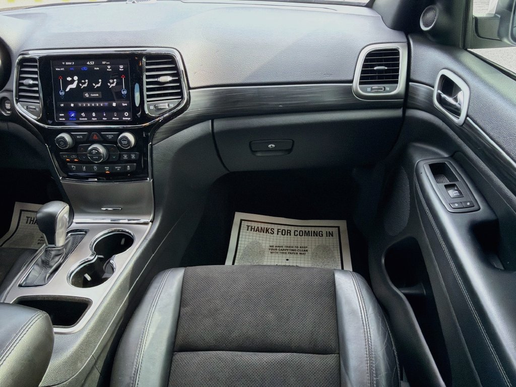 Used 2021 Jeep Grand Cherokee Laredo RWD image 18