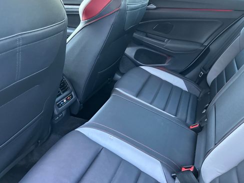 Certified 2022 Volkswagen GTI Autobahn image 12