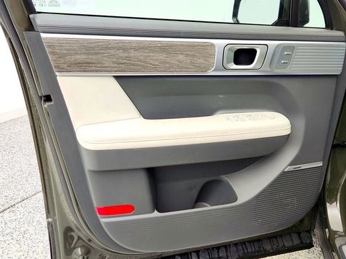 Used 2024 Hyundai Santa Fe Calligraphy AWD/4WD image 11