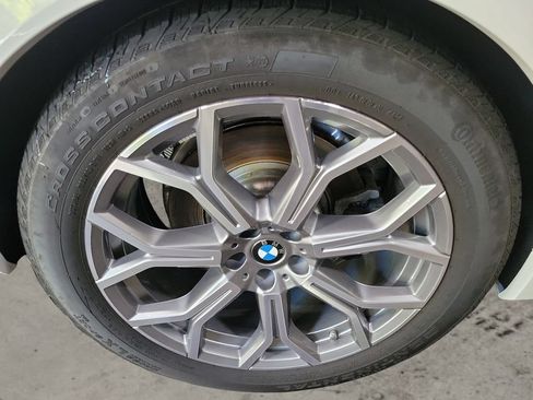 Used 2025 BMW X7 xDrive40i AWD/4WD image 12