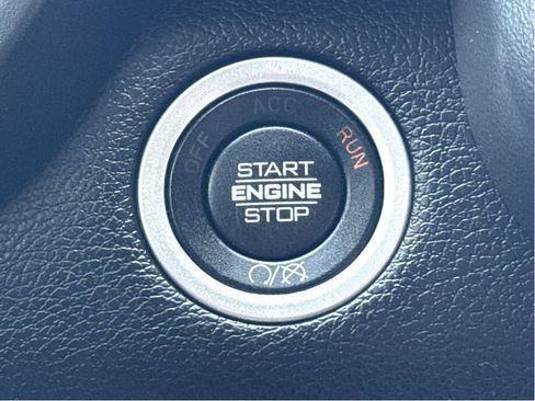 Used 2024 RAM 2500 Laramie w/ Night Edition AWD/4WD image 18