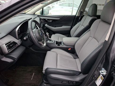 Certified 2025 Subaru Outback Limited image 13