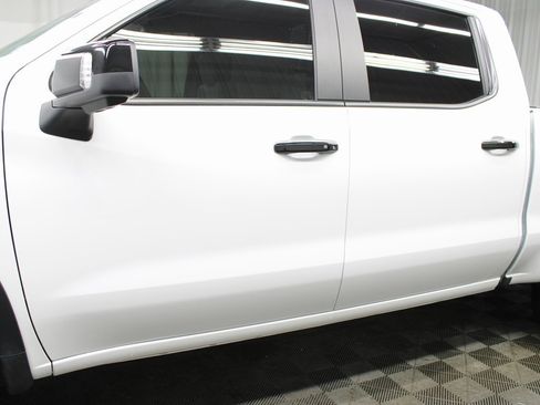 Used 2024 Chevrolet Silverado 1500 ZR2 image 47