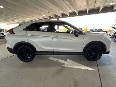 Used 2023 Mitsubishi Eclipse Cross LE AWD/4WD image 6
