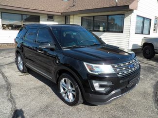 Used 2017 Ford Explorer XLT w/ Equipment Group 202A image 1