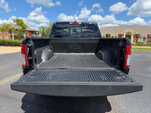 Used 2020 RAM 1500 Big Horn AWD/4WD image 6