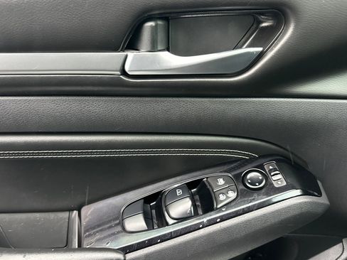 Used 2021 Nissan Altima 2.5 SV image 11