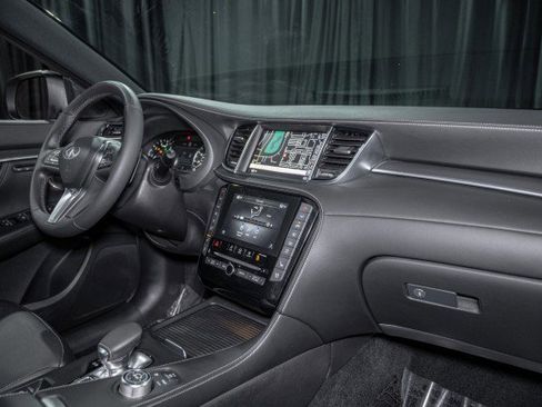 Used 2023 INFINITI QX55 Essential w/ Accent Package image 15