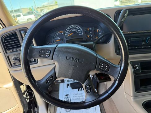 Used 2003 GMC Sierra 2500 SLT w/ SLT Preferred Equipment Group AWD/4WD image 16