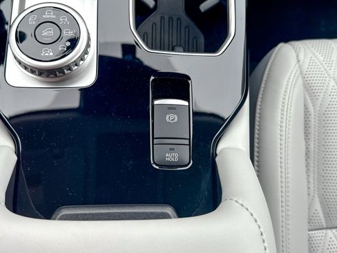 New 2026 Mitsubishi Outlander SEL AWD/4WD image 42