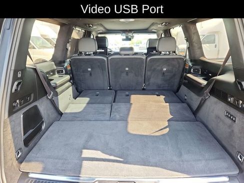 Used 2024 Jeep Grand Wagoneer Series III w/ Rear Seat Video Group 1 AWD/4WD image 36