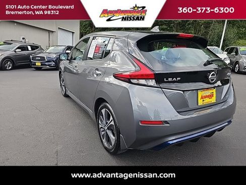 Used 2020 Nissan Leaf SV w/ SV Technology Package image 3
