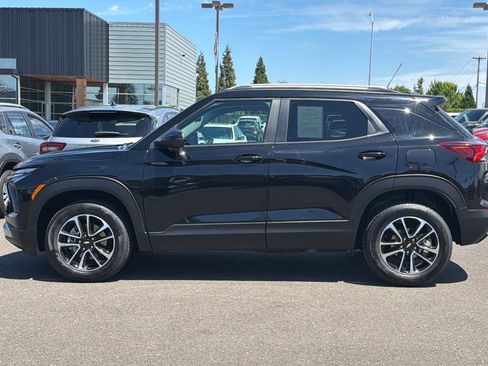Used 2025 Chevrolet TrailBlazer LT AWD/4WD image 8
