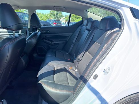 Used 2025 Nissan Altima 2.5 SR FWD image 28