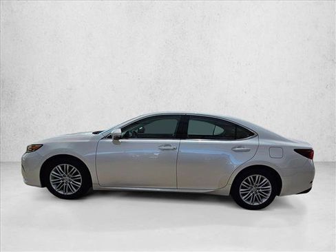 Used 2017 Lexus ES 350 w/ Premium Package FWD image 7