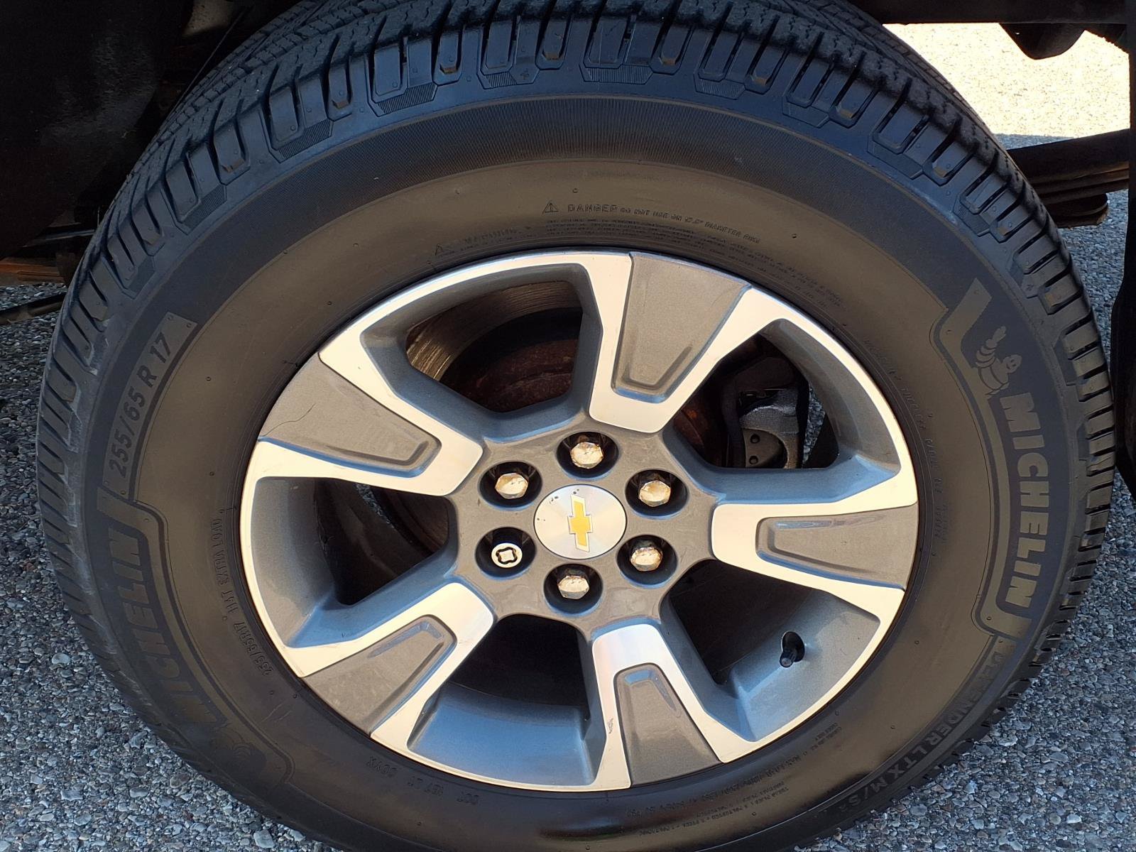 Used 2015 Chevrolet Colorado Z71 AWD/4WD image 8