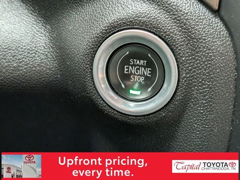 Used 2022 Chevrolet Silverado 1500 High Country w/ Technology Package AWD/4WD image 17