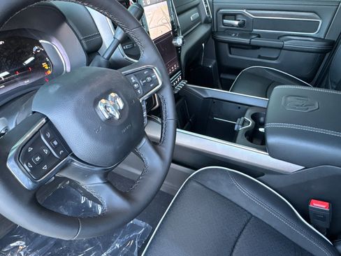 New 2026 RAM 2500 Laramie AWD/4WD image 9