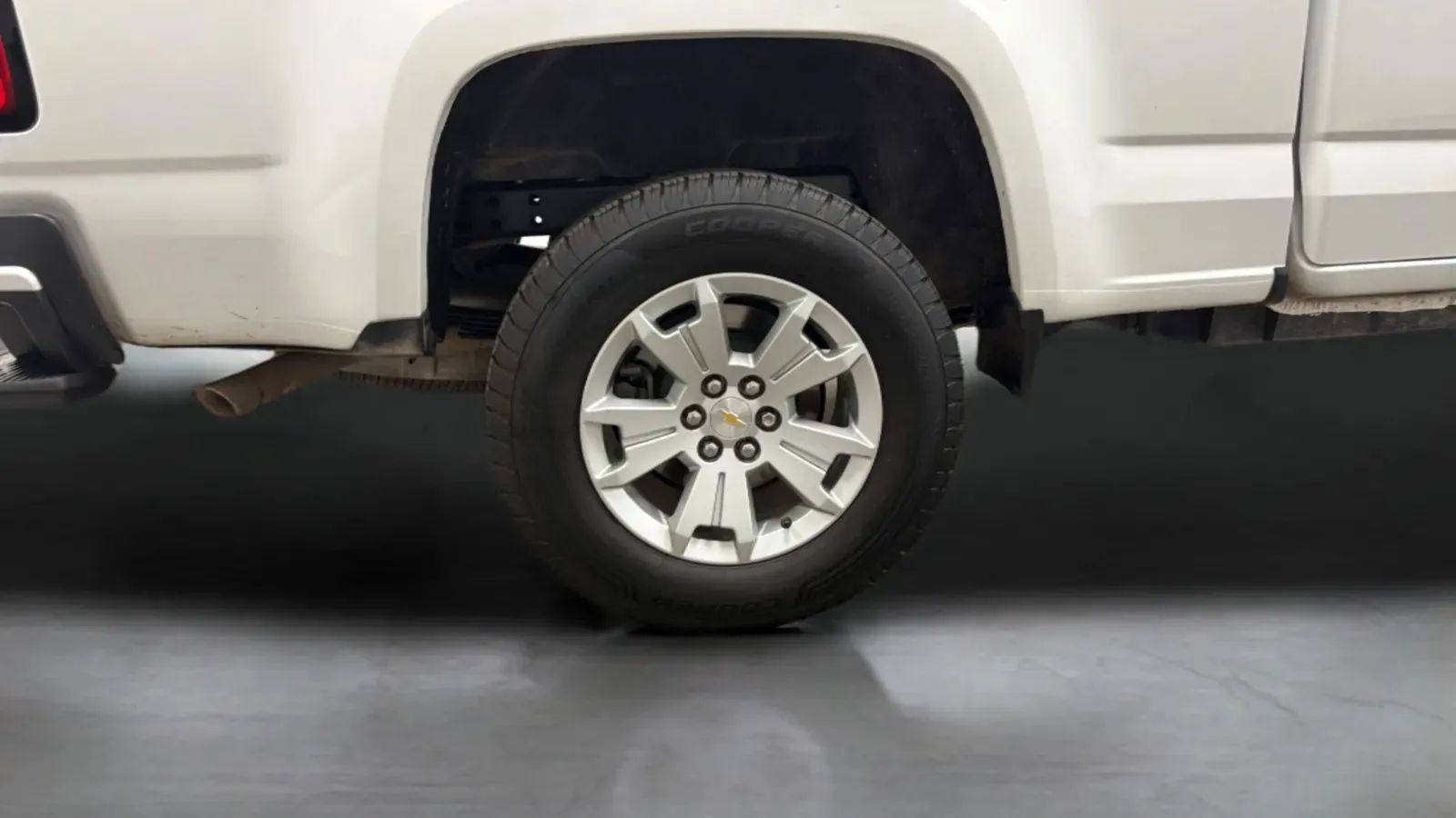 Used 2022 Chevrolet Colorado LT w/ Fleet Safety Package RWD image 24