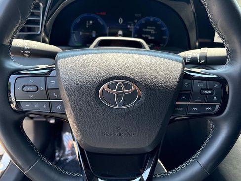 Used 2024 Toyota Mirai image 17