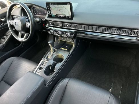 Used 2022 Honda Civic Touring image 30