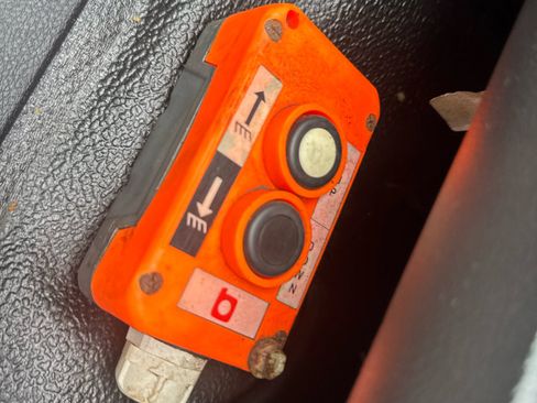 Used 2015 RAM 3500 Tradesman w/ Power & Remote Entry Group image 21