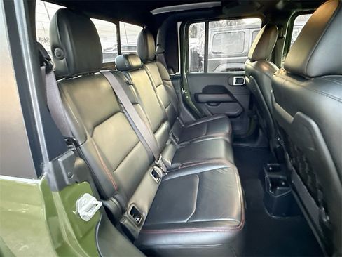 Used 2021 Jeep Gladiator Rubicon image 30