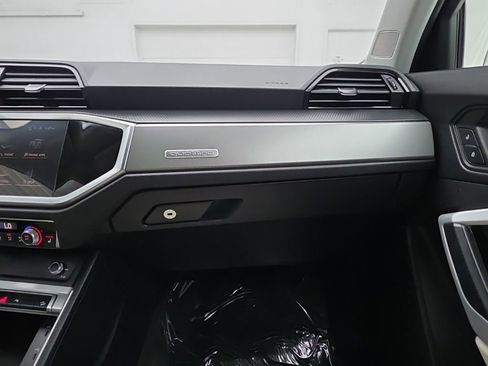 Used 2024 Audi Q3 2.0T Premium AWD/4WD image 41