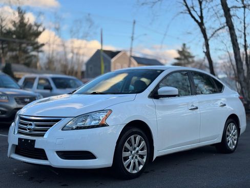 Used 2015 Nissan Sentra S image 1