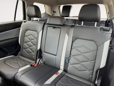 Certified 2024 Volkswagen Atlas Peak Edition SE image 14