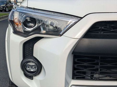 Certified 2024 Toyota 4Runner TRD Off-Road Premium w/ Moonroof Package AWD/4WD image 15