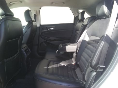 Used 2021 Ford Edge SEL image 9